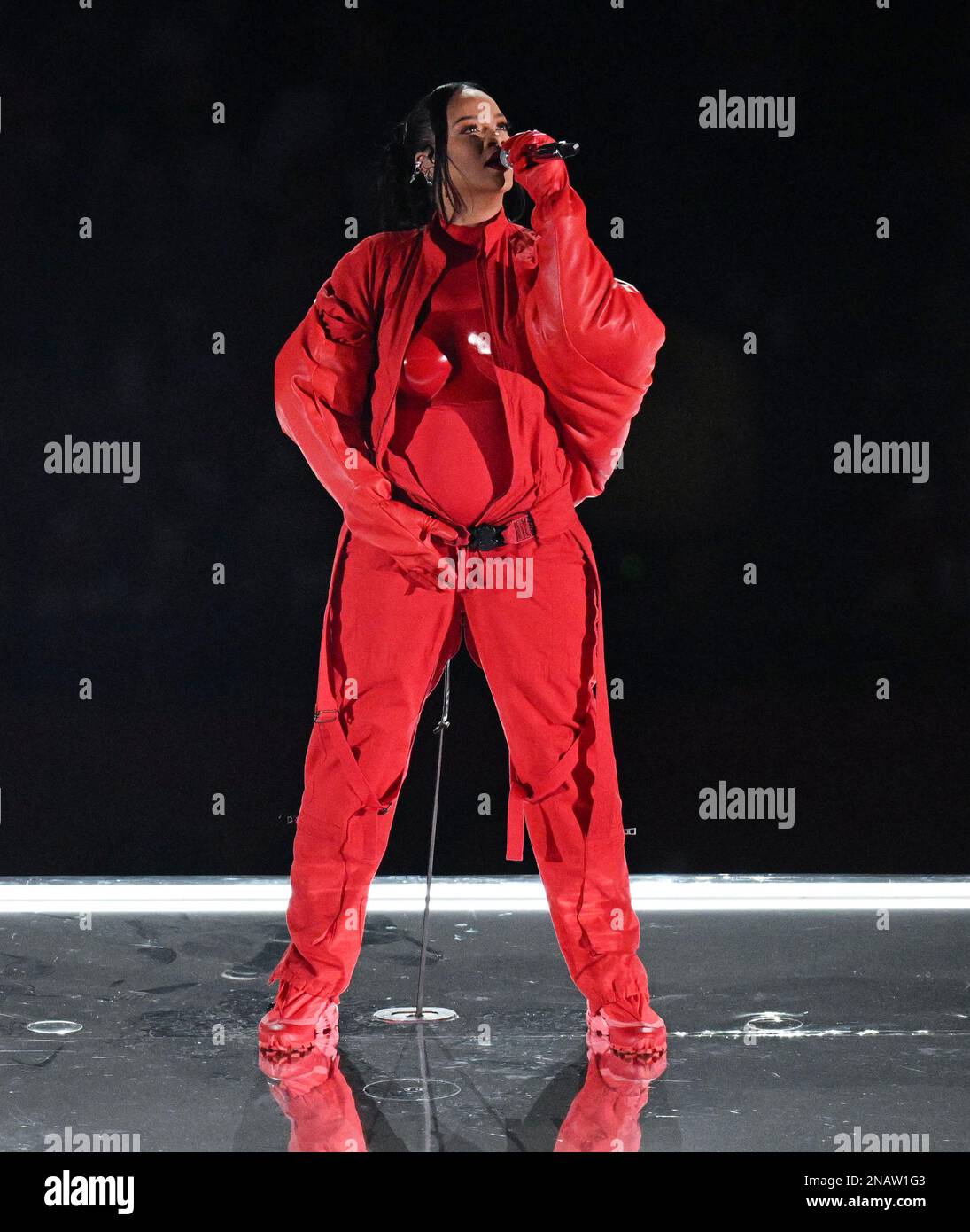 Glendale, United States. 12th Feb, 2023. Grammy awardwinning singer