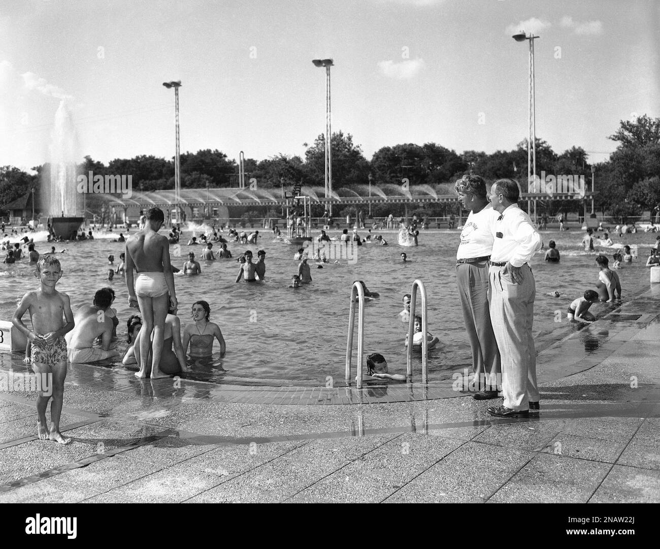 Located in the center of New Orleans’ Audubon Park is the Natatorium
