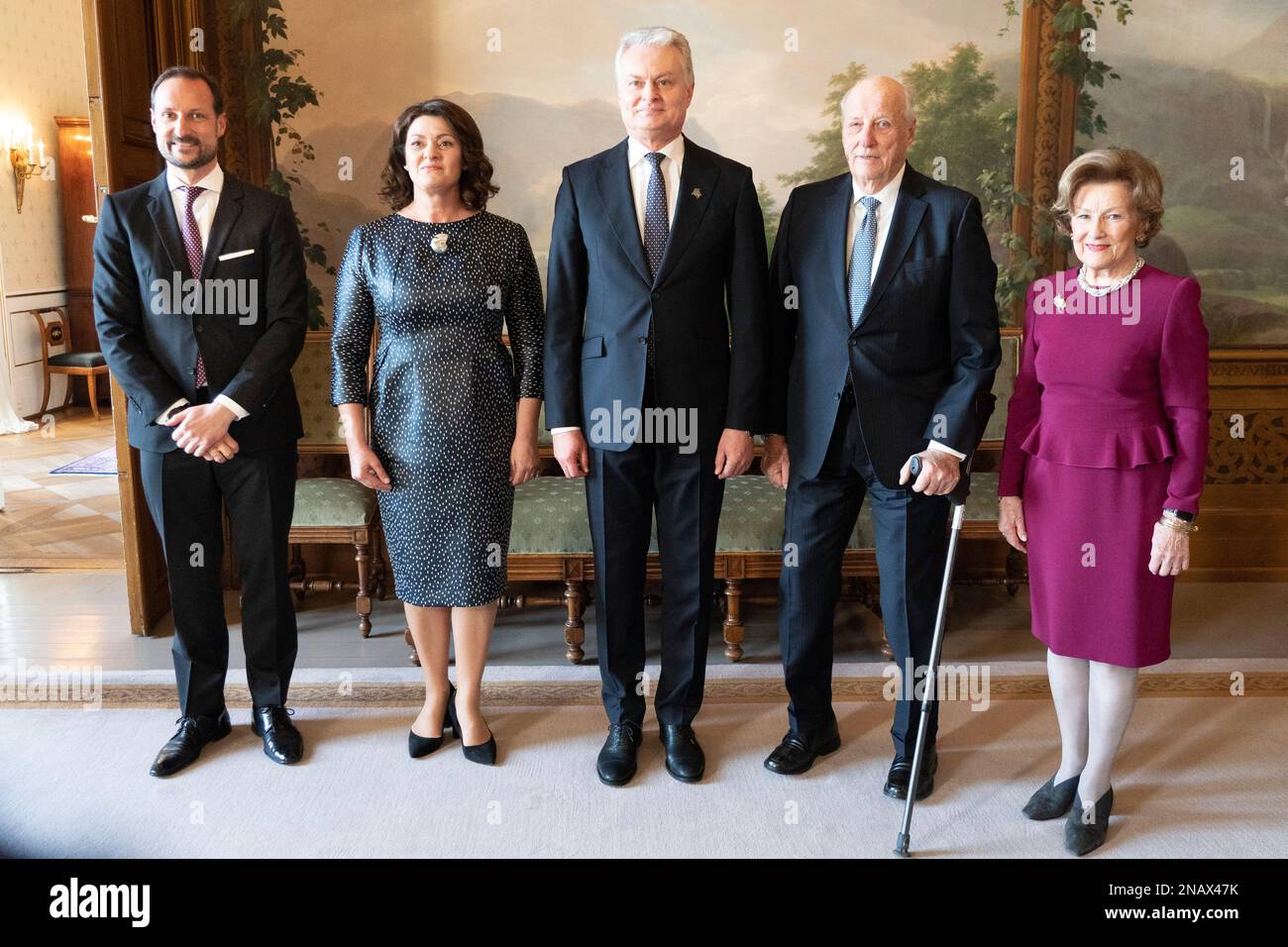Oslo 20230213.King Harald and Queen Sonja receive Lithuanian President Gitanas Nauseda and First Lady Diana Nausediene in audience at the Palace in Oslo on Monday. Crown Prince Haakon to the left.  Photo: Terje Pedersen / NTB Stock Photo