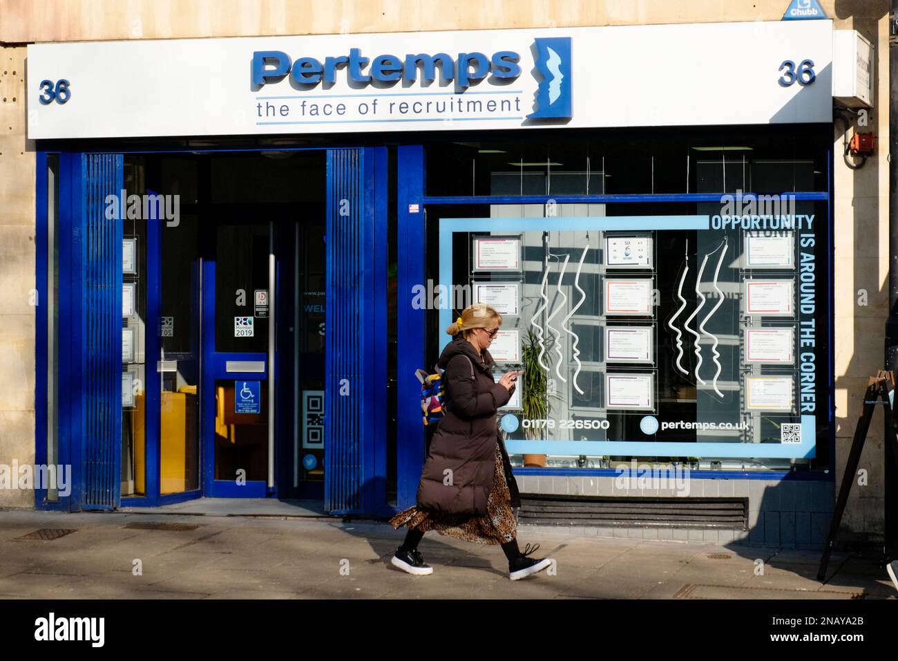 Recruitment agency uk hi-res stock photography and images - Alamy