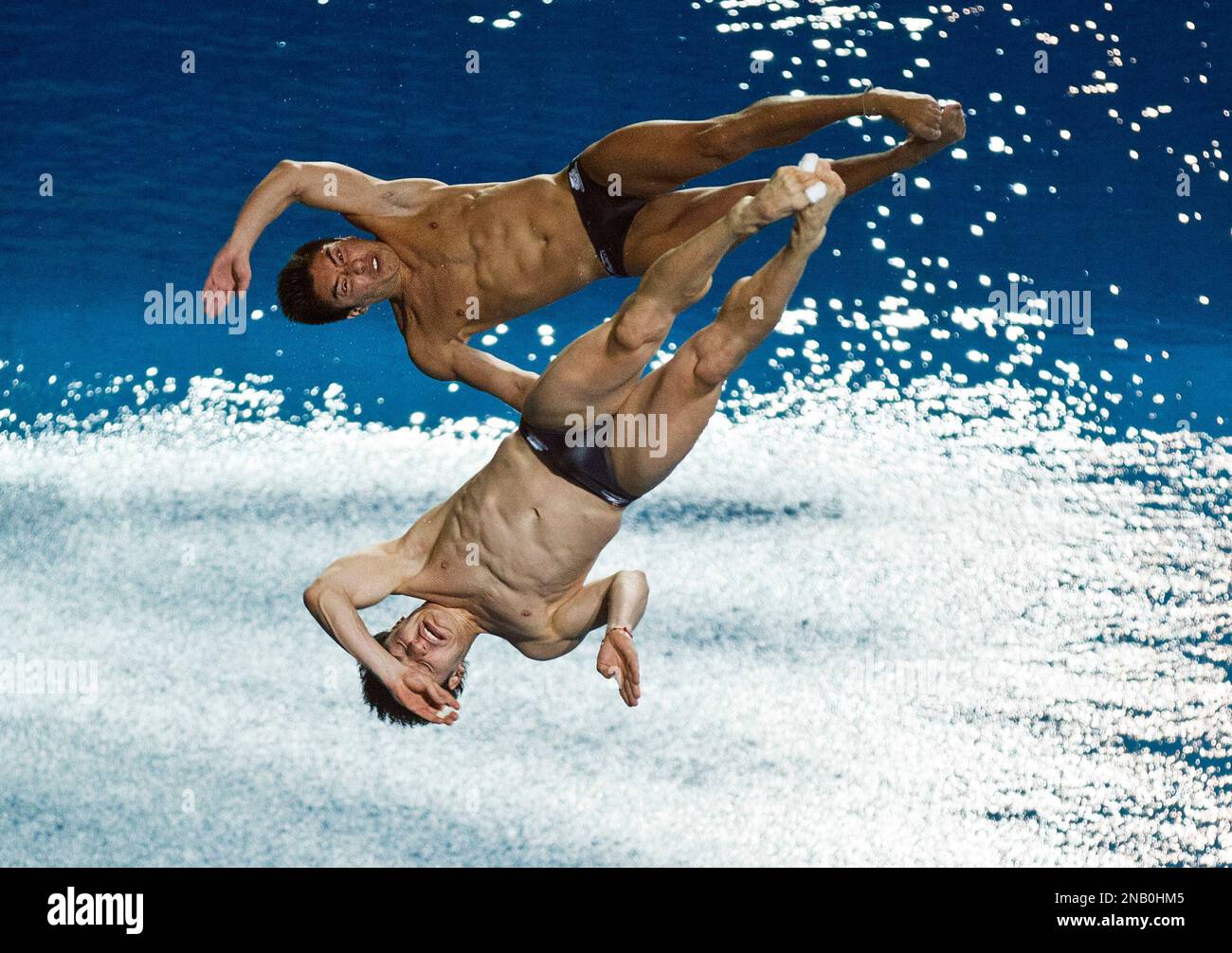 Mexico's Julian Sanchez and Yahel Castillo compete to win the gold