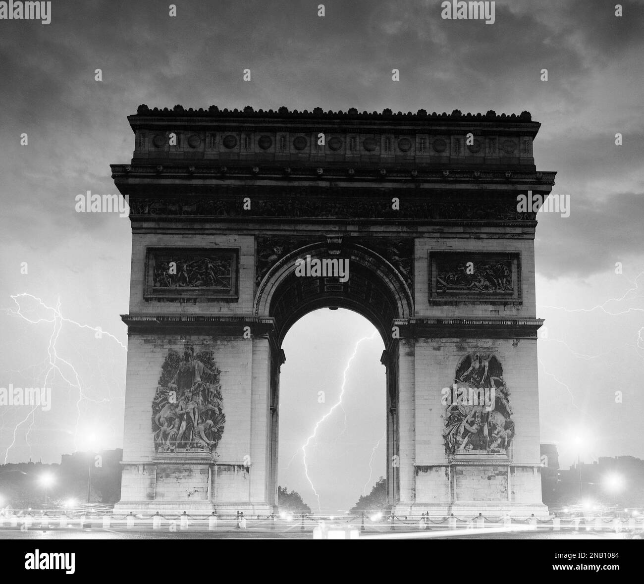 A brilliant flash of lightning, spreading over the sky above Paris