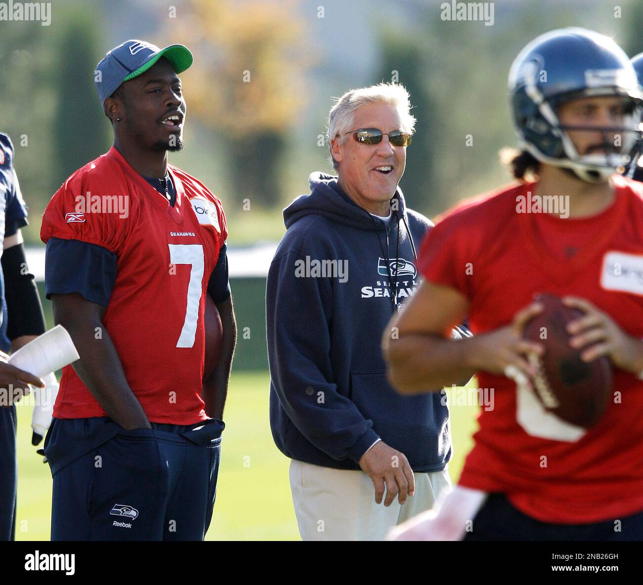 Seattle Seahawks quarterback Tarvaris Jackson, left, and coach Pete ...