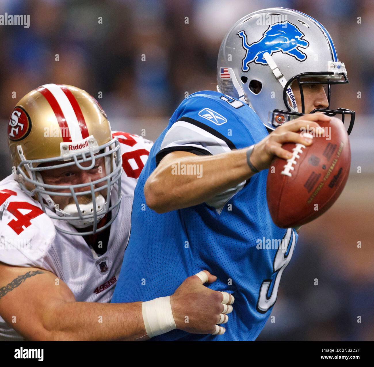 San Francisco 49ers defensive end Justin Smith (94) sacks Detroit Lions San Francisco 49ers defensive end Justin Smith (94) sacks Detroit Lions