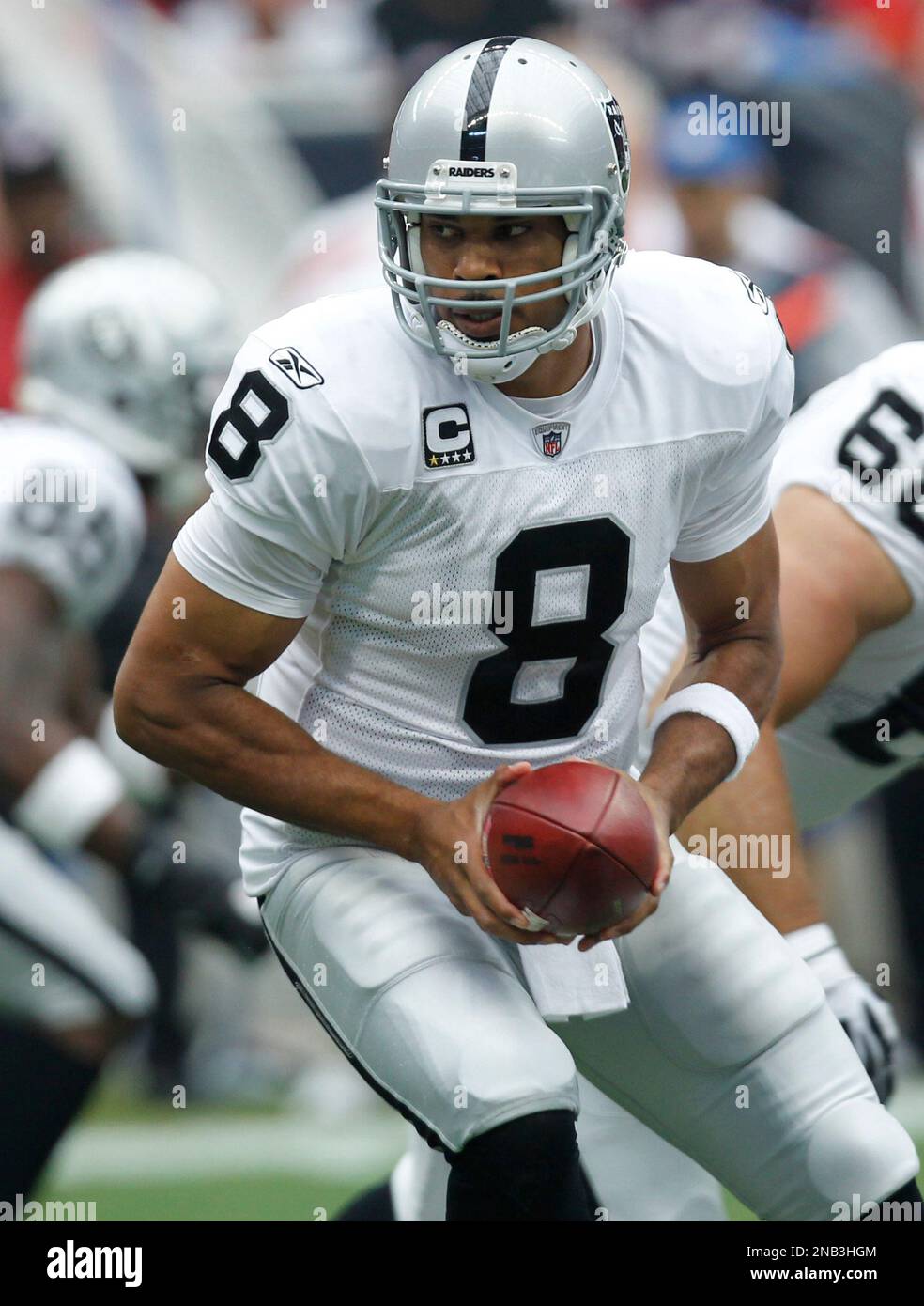 Oakland Raiders quarterback Jason Campbell in the first quarter of an