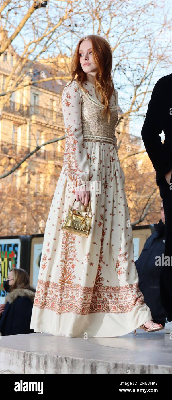 Abigail Cowen, Giambattista Valli Fall/Winter 2022/2023 women's show during Paris Fashion Week, France, March 7, 2022 Stock Photo