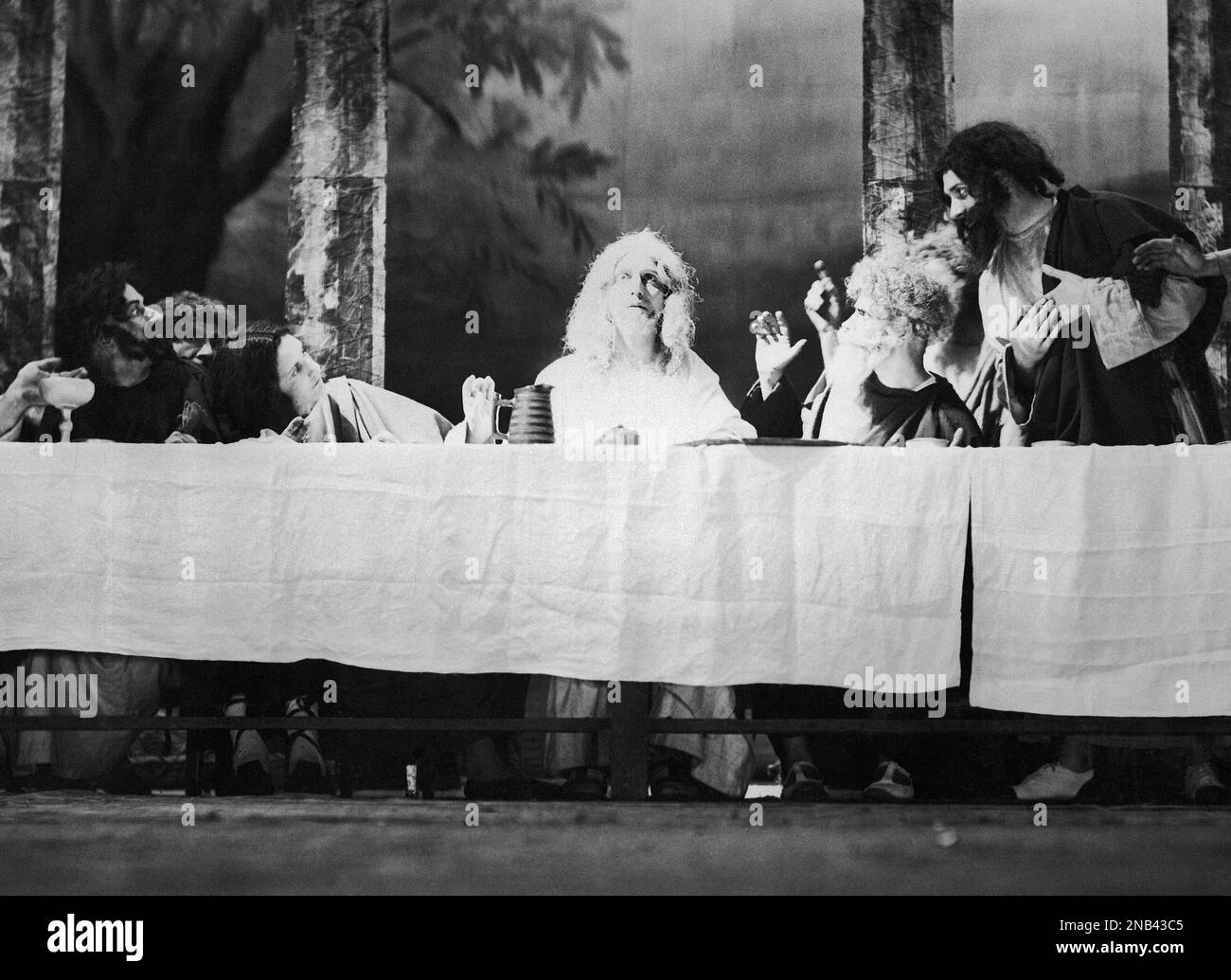 A tableau vivant representing Leonardo da Vinci’s famous painting of