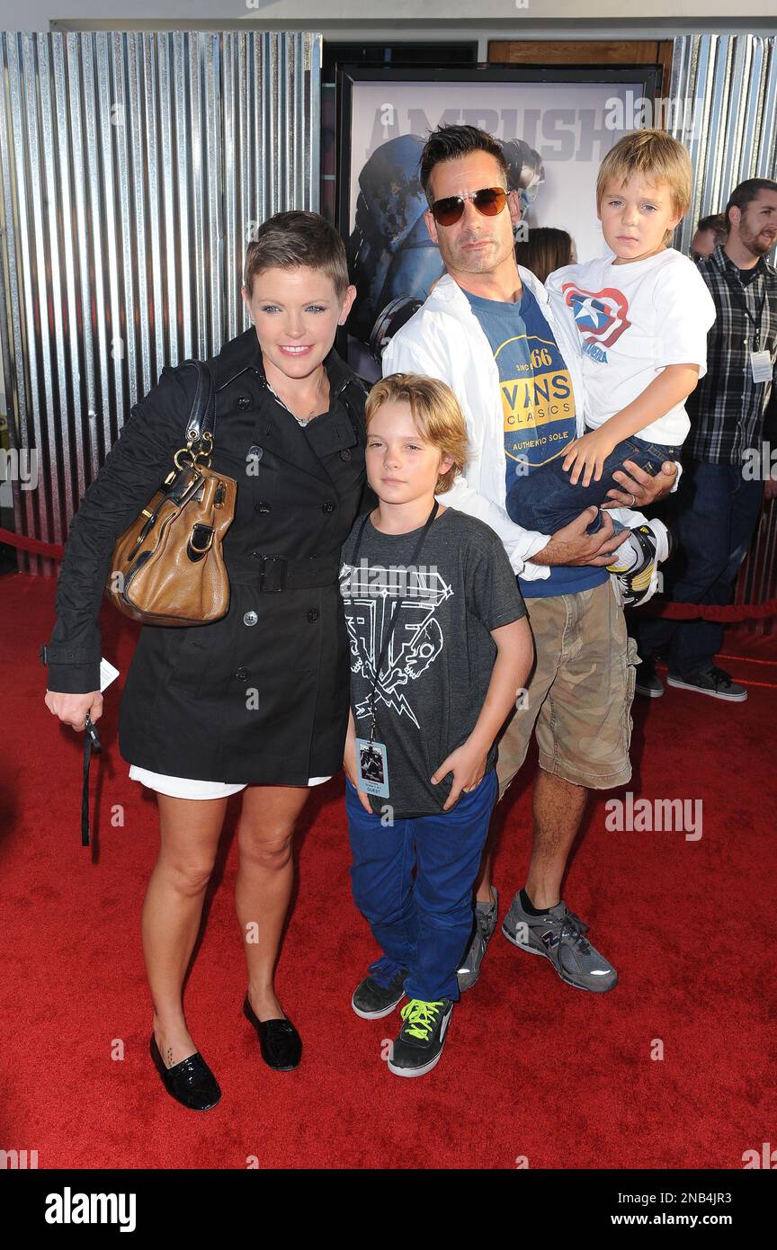 Natalie Maines, at left, her husband, Adrian Pasdar, sons, Beckett Finn