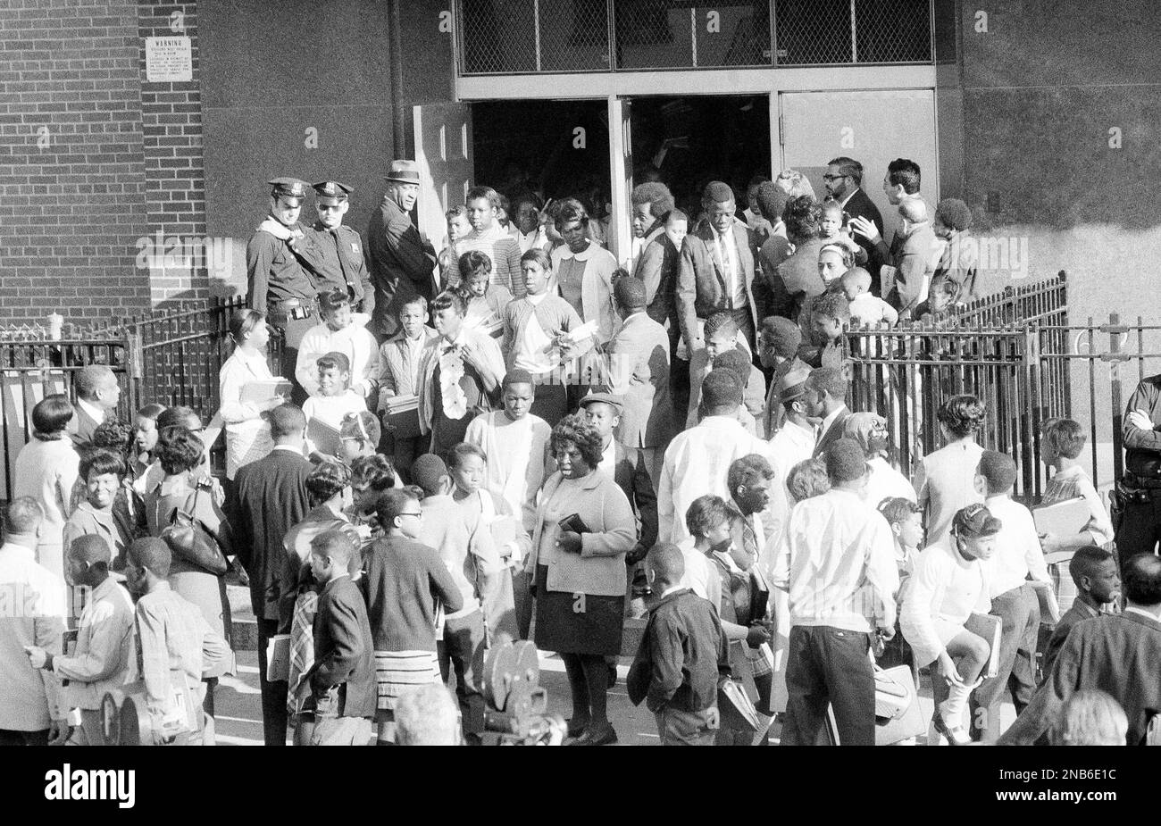 Pupils walk out of Junior High School 271 in the troubled Ocean Hill ...