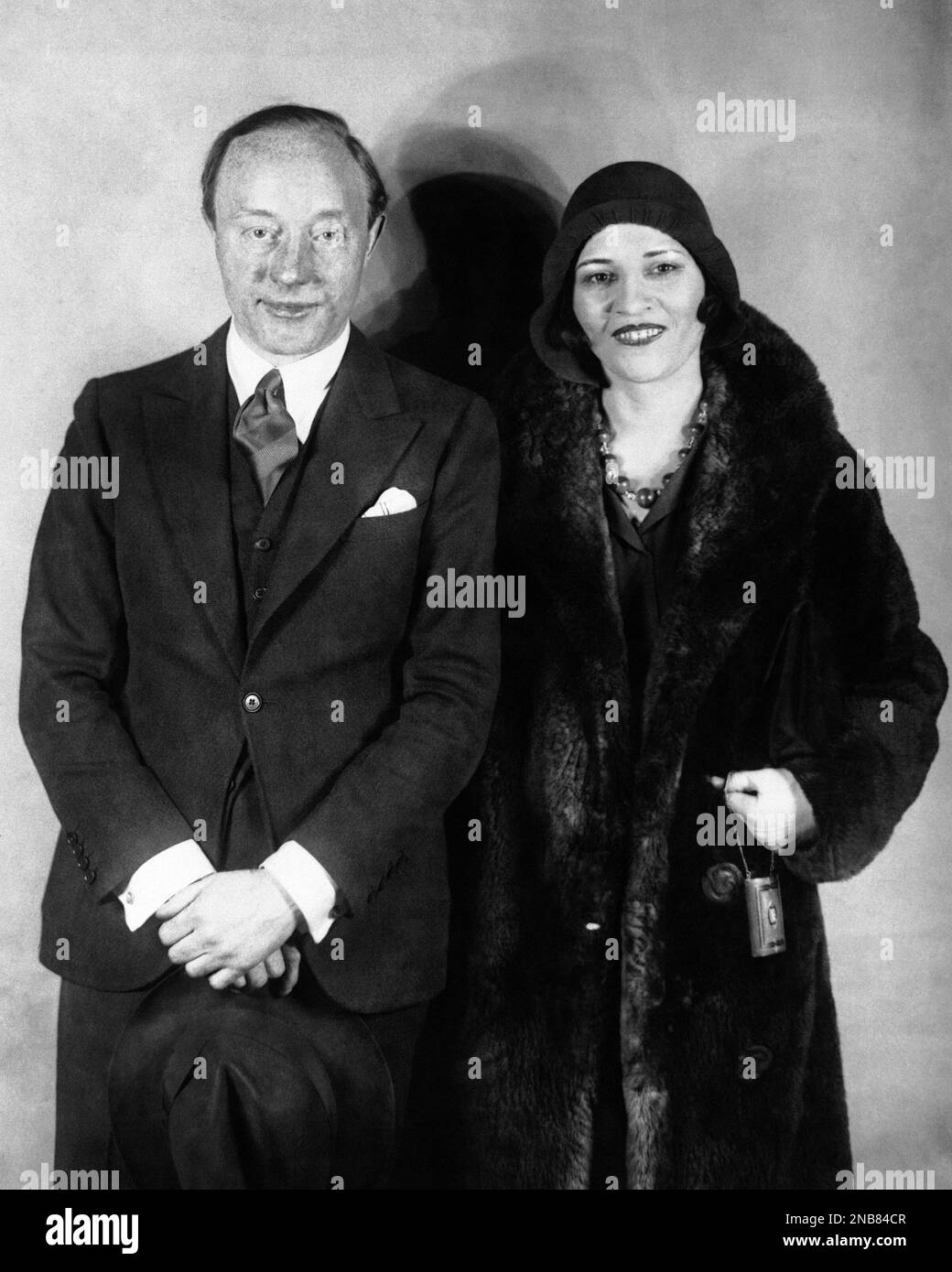 Tom Webster famous cartoonist of the London Daily Mail with his former ...