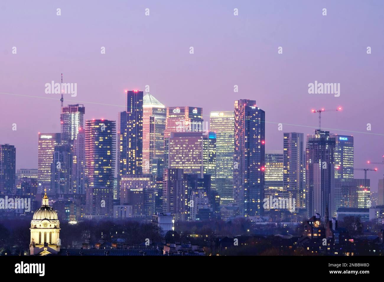 Saharan dust canary wharf hi-res stock photography and images - Alamy