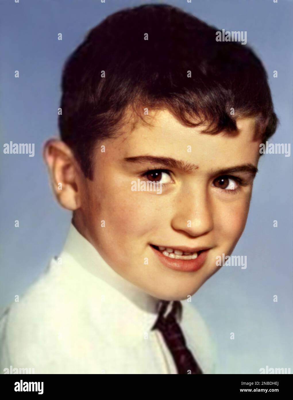 1969 , GREAT BRITAIN : The celebrated british Pop Star singer and composer GEORGE MICHAEL (  Georgios Kyriacos Panayiotou , 1963 - 2016 ) when was a young boy aged 6 at School . Unknown photographer. - HISTORY - FOTO STORICHE - personalità da bambino bambini da giovane - personality personalities when was young - INFANZIA - CHILDHOOD - BABY - CHILDREN - CHILD - POP MUSIC - MUSICA - cantante - COMPOSITORE  --- ARCHIVIO GBB Stock Photo