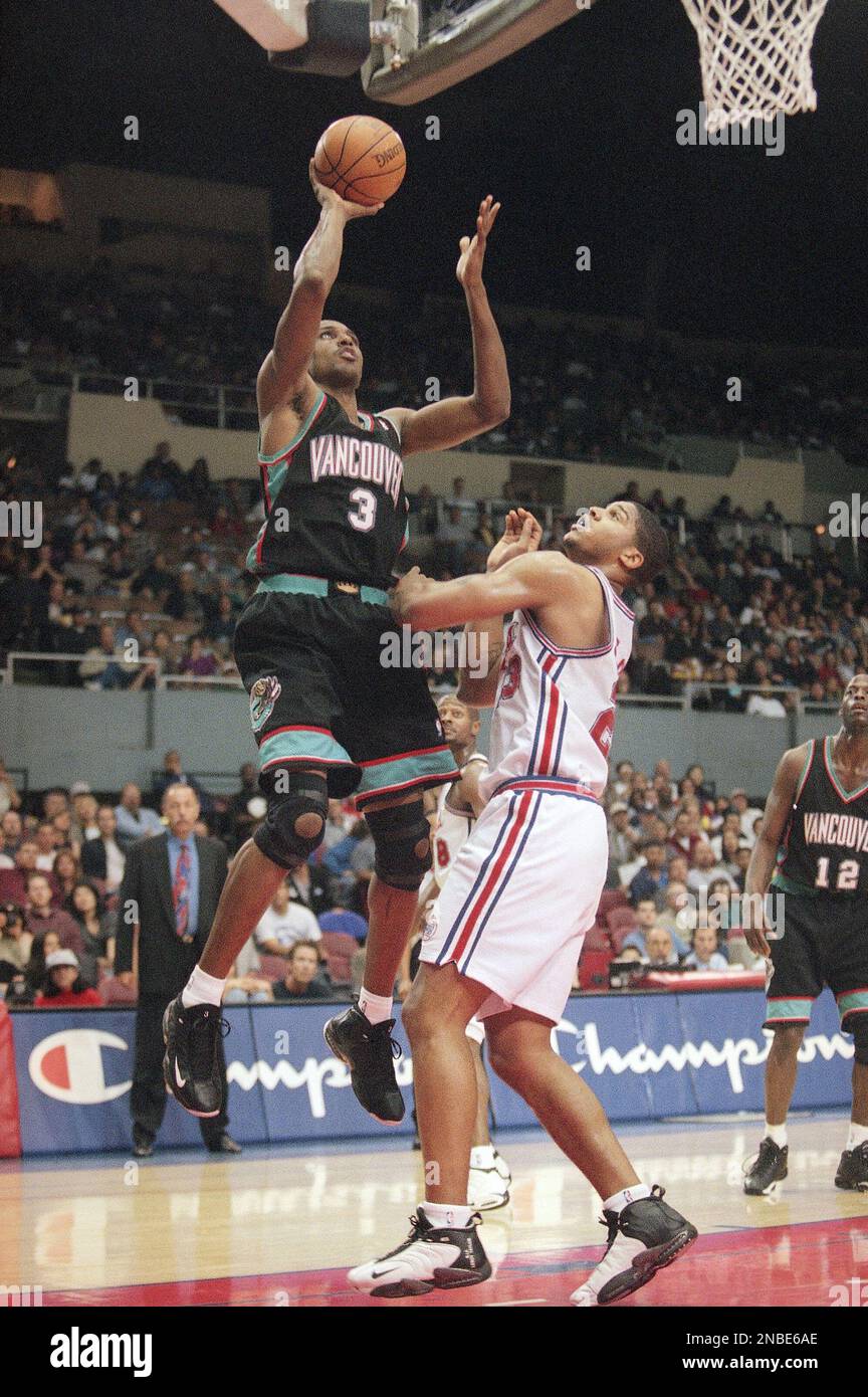 Professional sportsperson sportswear sports venue action skill