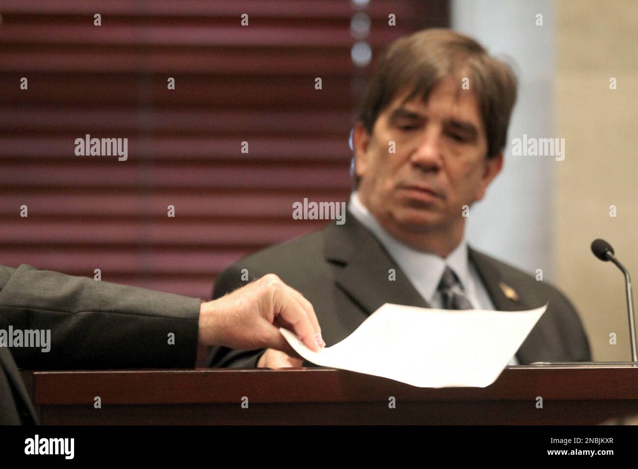 Roy Kronk, who discovered Caylee Marie's remains while working as an(01)