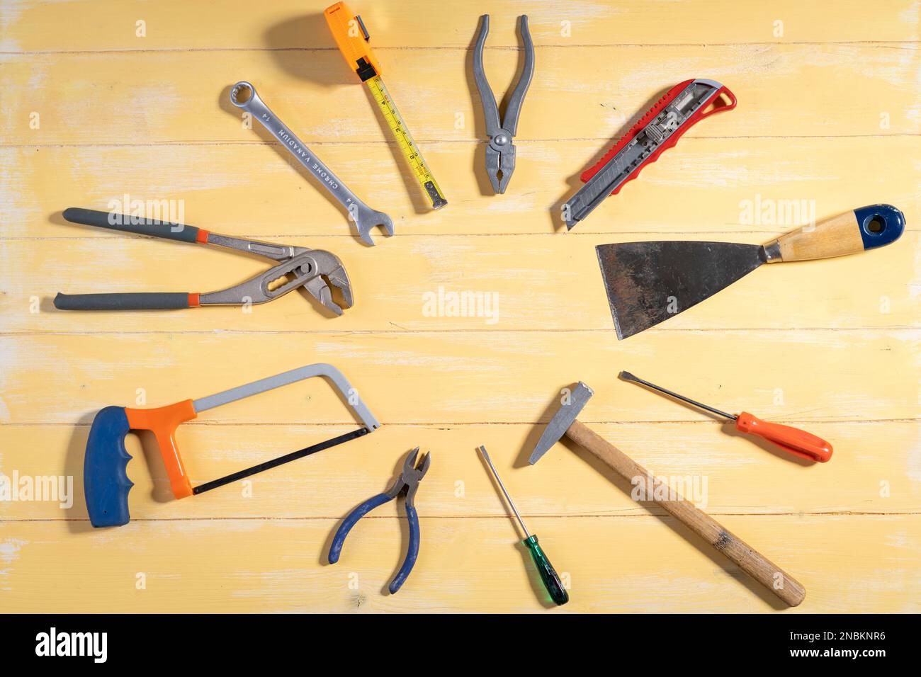 Metal building kit hi-res stock photography and images - Alamy