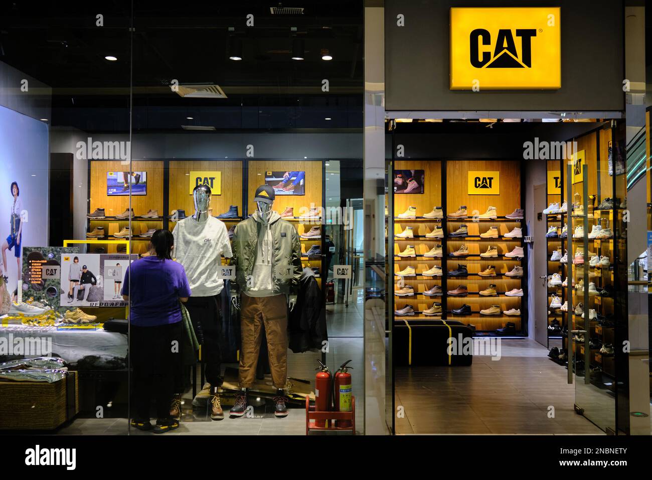 Caterpillar Workwear store in a shopping mall Stock Photo Alamy