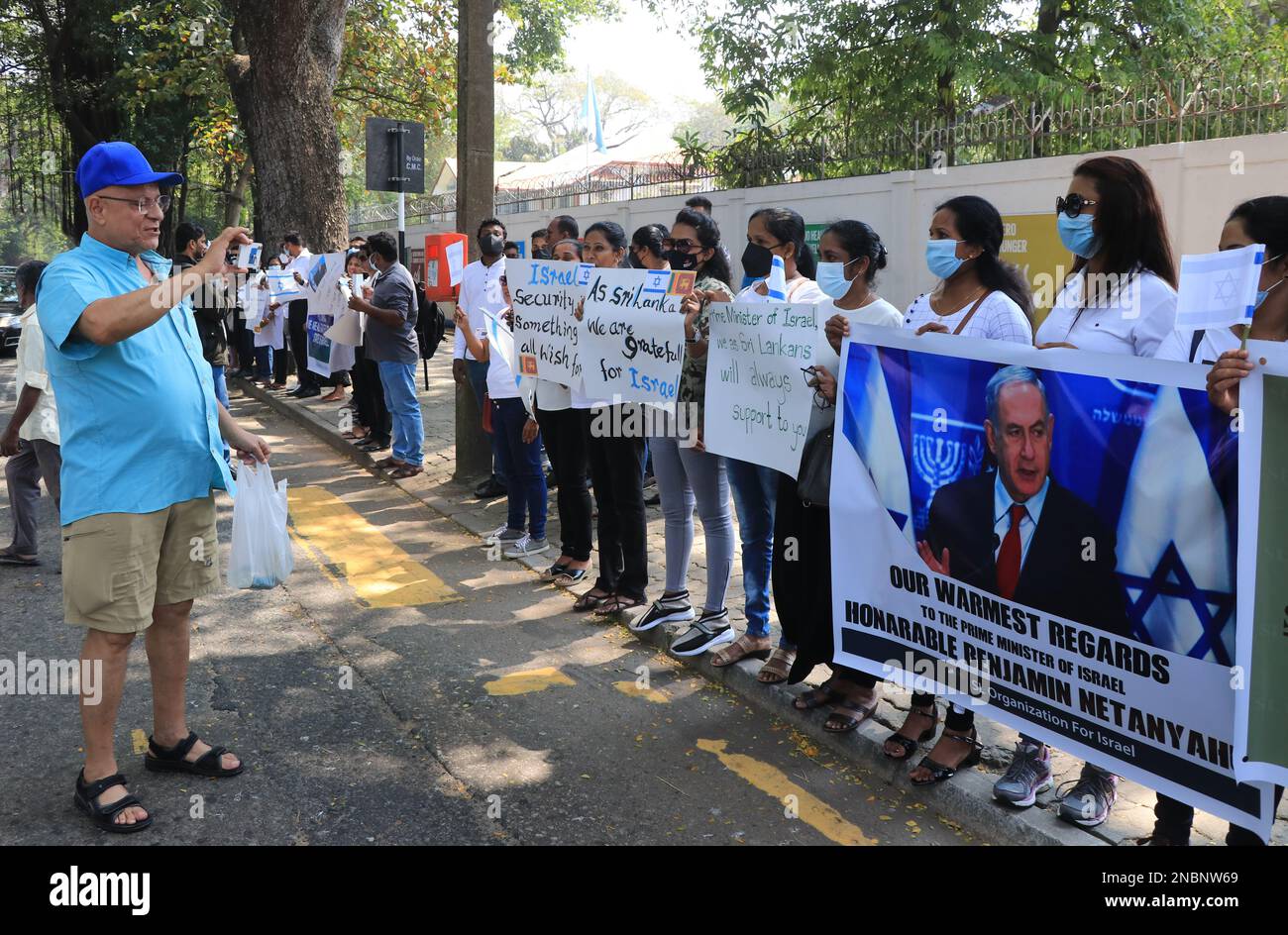 Colombo, Sri Lanka. 14th Feb, 2023. A group of Sri Lankan people