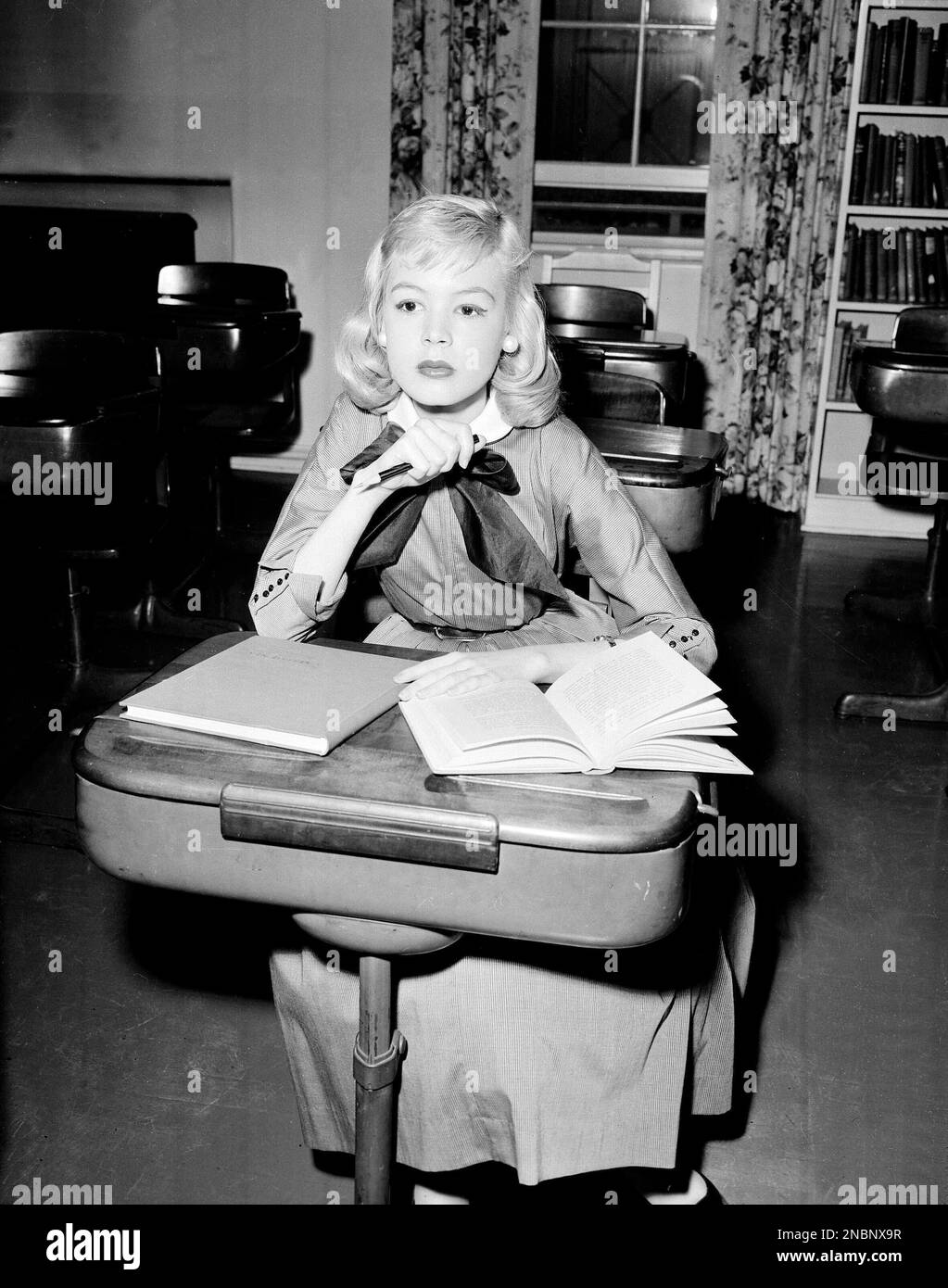 SANDRA DEE in UNTIL THEY SAIL (1957), directed by ROBERT WISE. Credit: M.G.M. / Album Stock Photo