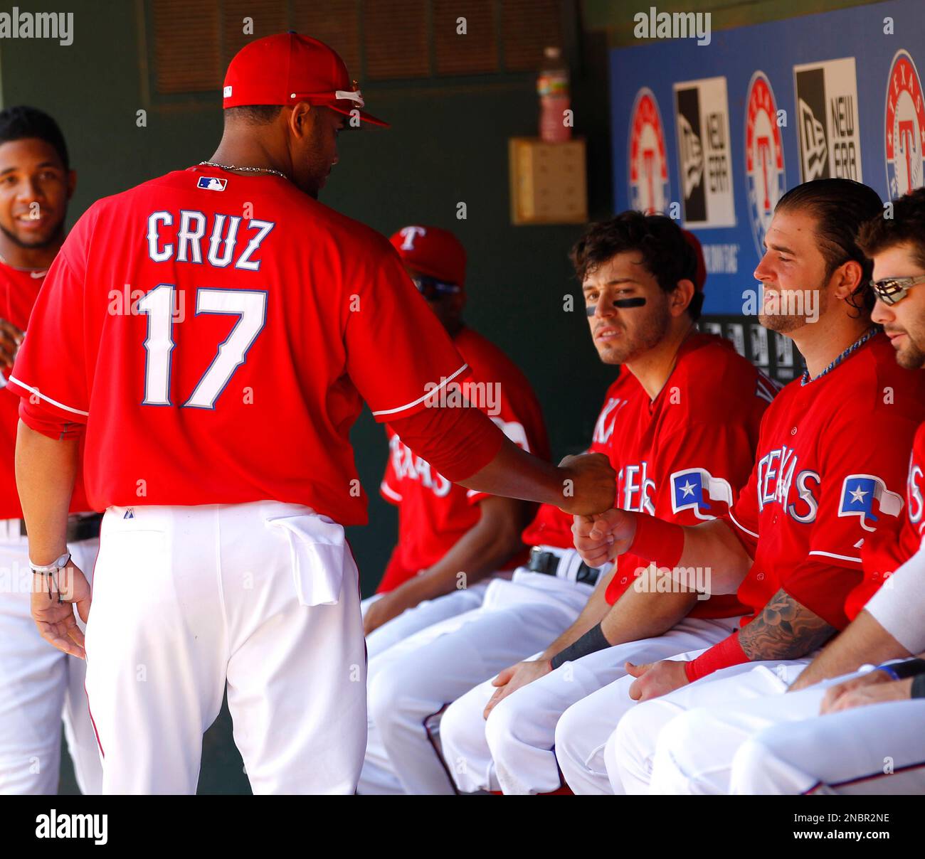 Texas Rangers manager Ron Washington during a baseball game against the  Seattle Mariners in Arlington, Texas, Wednesday, May 13, 2009. (AP  Photo/Tony Gutierrez Stock Photo - Alamy