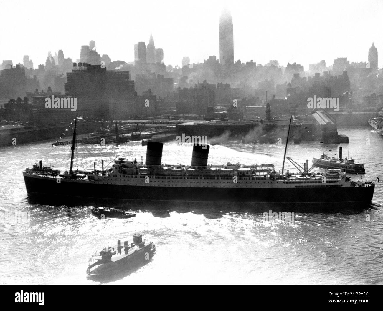 New Mauretania arriving in New York harbour, on July 2, 1939, at the