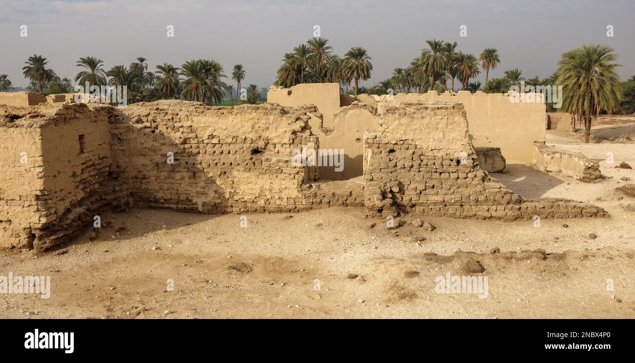 Abandoned  EES Dig House at Amarna, Egypt Stock Photo