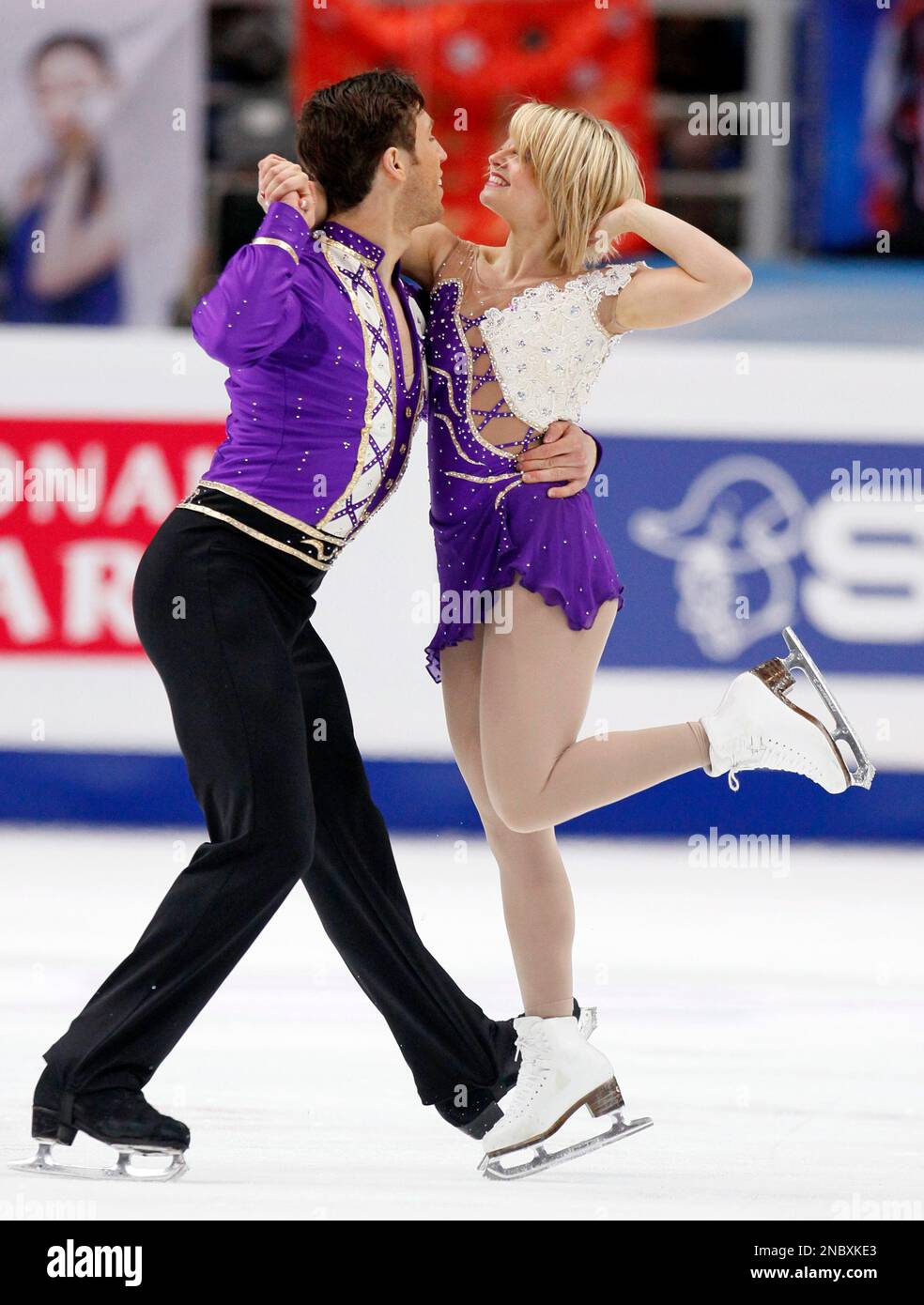 Canadian pair Kirsten MooreTowers and Dylan Moscovitch perform their