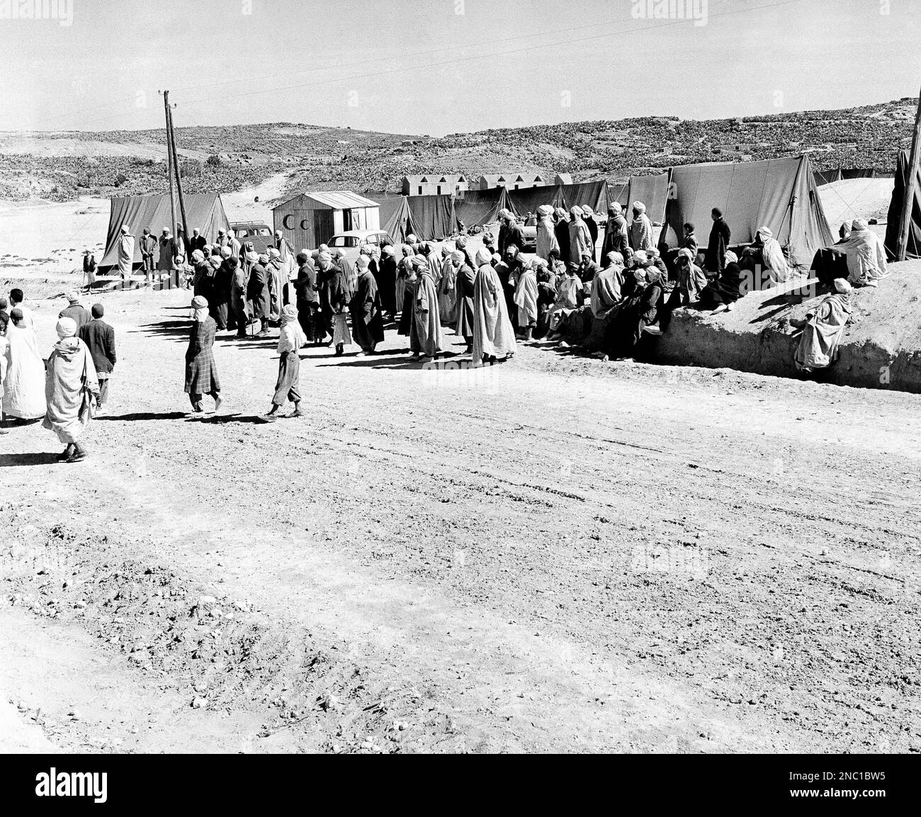 2,000 Algerian refugees (about 350 families) are actually living in Ain ...