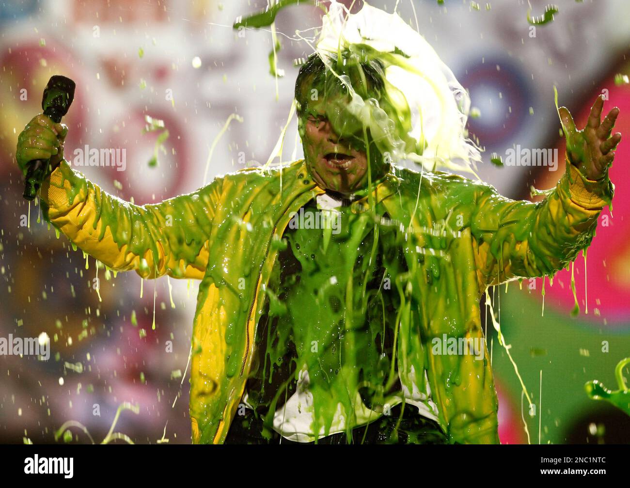 Show host Jack Black gets slimed at Nickelodeon's 24th Annual Kids' Choice  Awards on Saturday, April 2, 2011, in Los Angeles. (AP Photo/Matt Sayles  Stock Photo - Alamy, image size:1300x1007