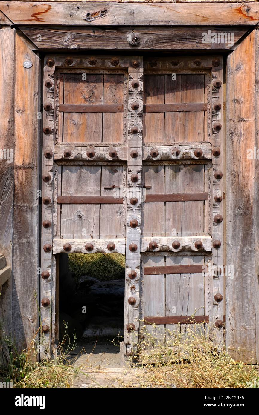 Indian rural wooden door lock hi-res stock photography and images - Alamy