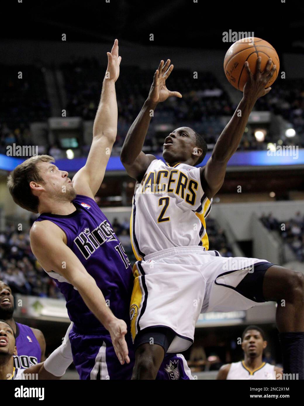 Indiana Pacers Guard Darren Collison Right Is Fouled By Sacramento Kings Guard Beno Udrih Of