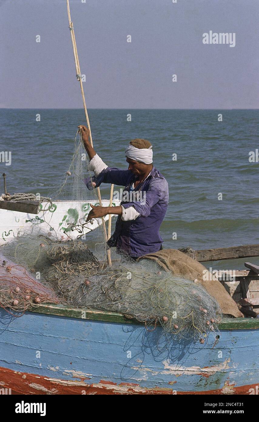 Fisherman at Lake Karoun in Egypt in July 1985. (AP Photo/Paola ...