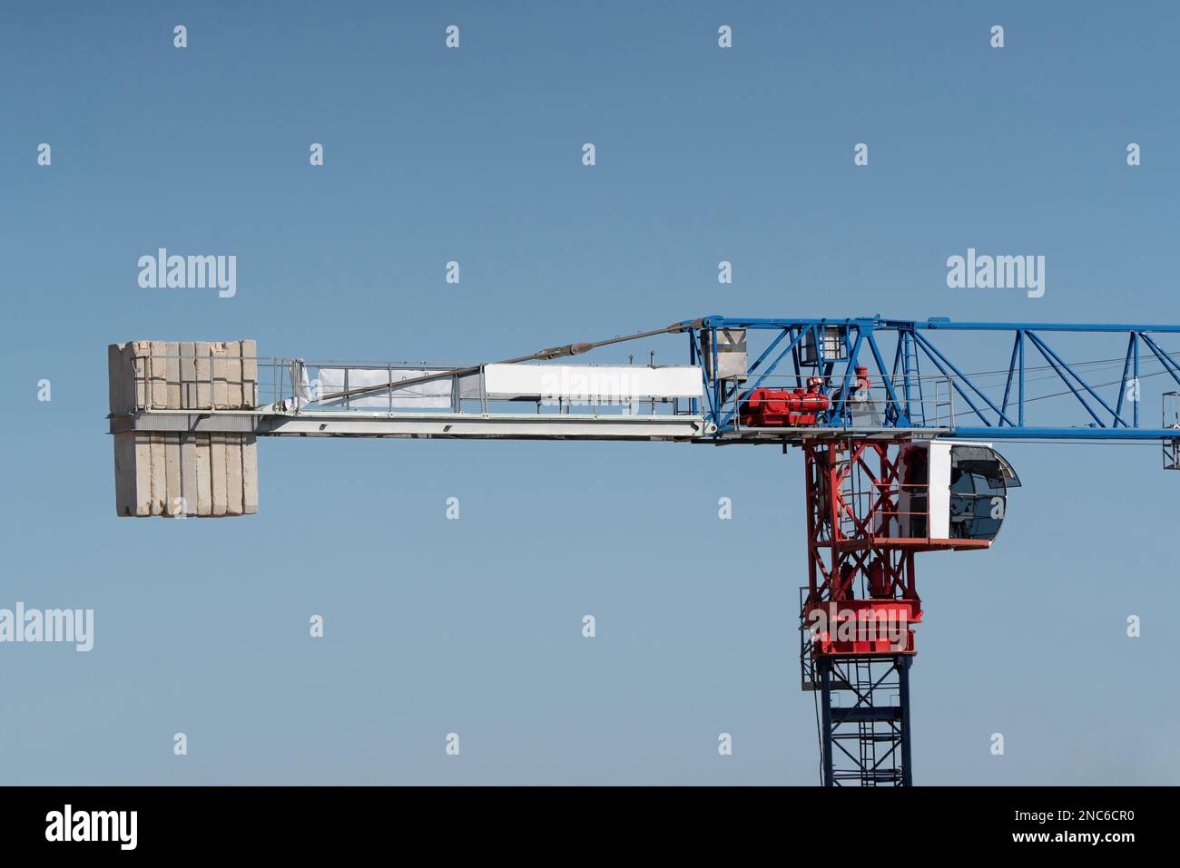 Tower Crane Used In Construction Stock Photo Alamy tower-crane-used-in-construction-stock-photo-alamy