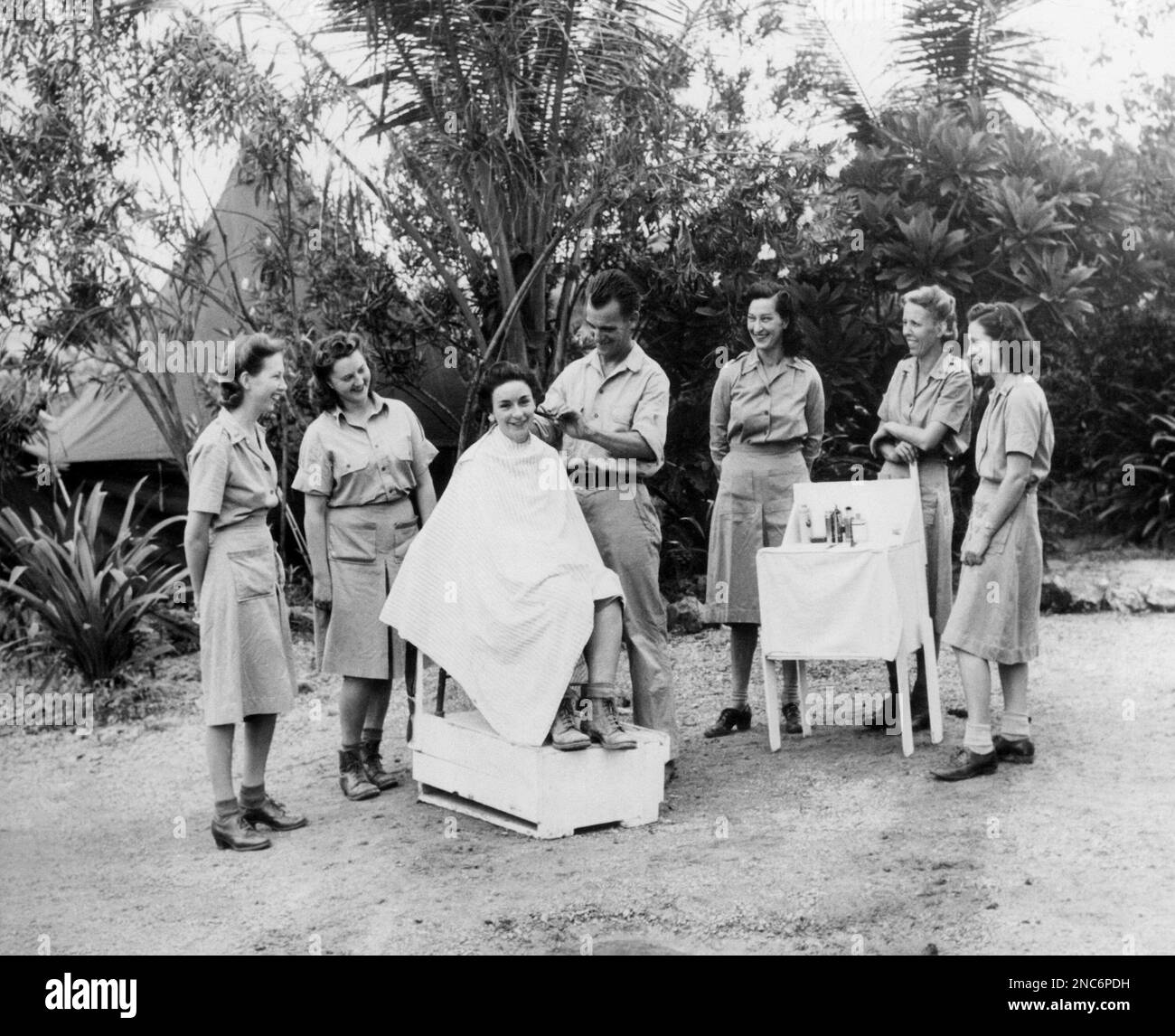 Despite jungle surroundings, these U.S. nurses in New Guinea can have