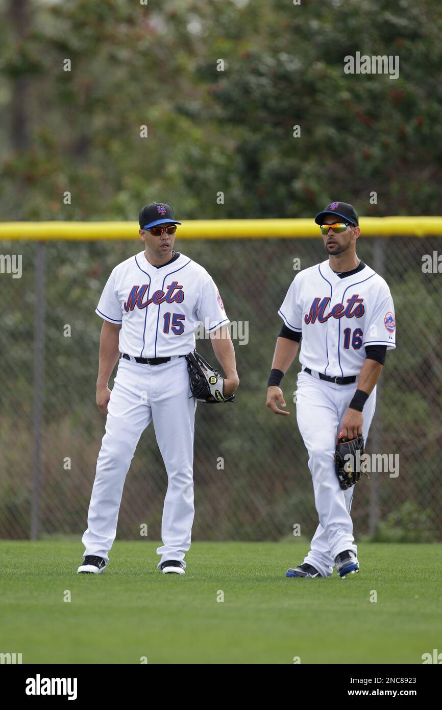 New York Mets outfielders Carlos Beltran, left, and Angel Pagan are
