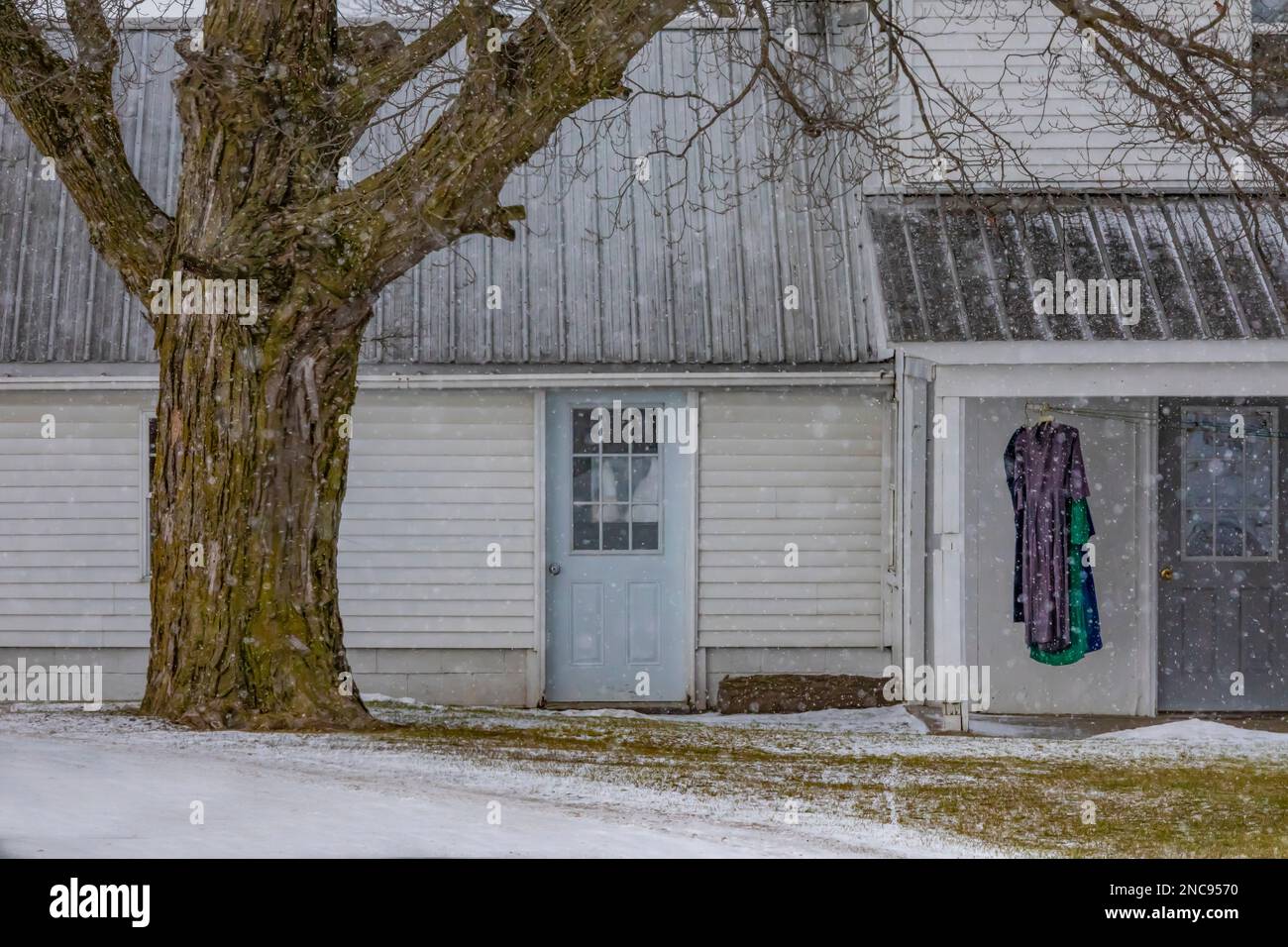 Clothes drying on the front porch of an Amish home in Michigan, USA [No property release; editorial licensing only] Stock Photo