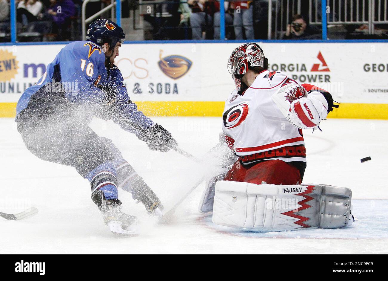 Atlanta Thrashers left wing Andrew Ladd (16) scores on Carolina