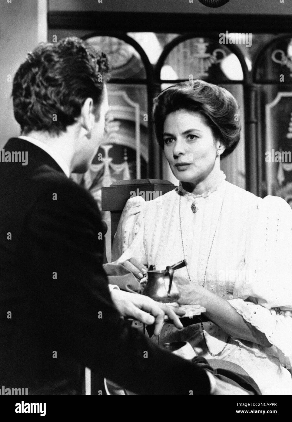 Ingrid Bergman and Rip Torn appear in a scene for 