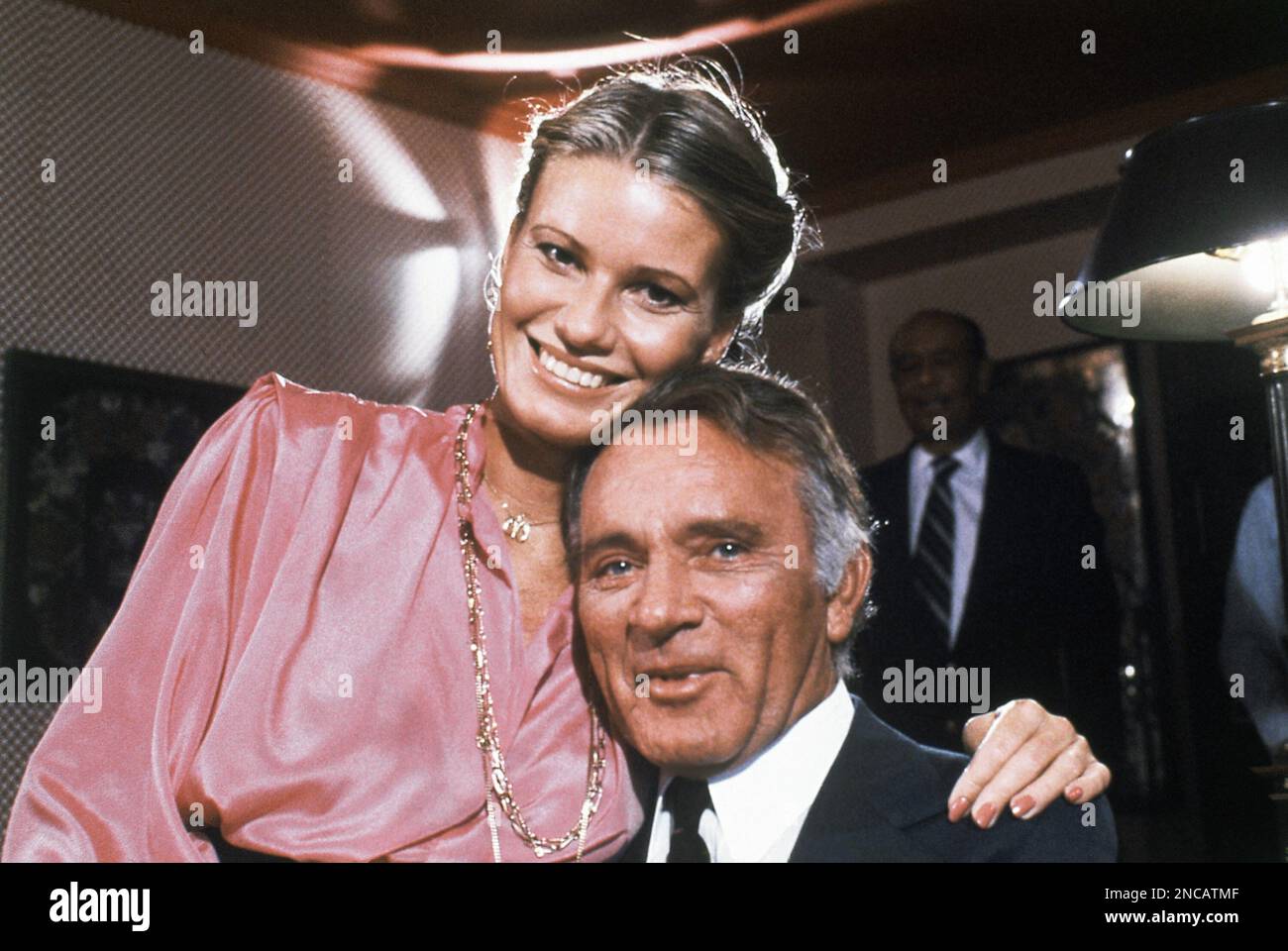 Welsh actor Richard Burton poses with his wife Susan "Suzy" Hunt on May