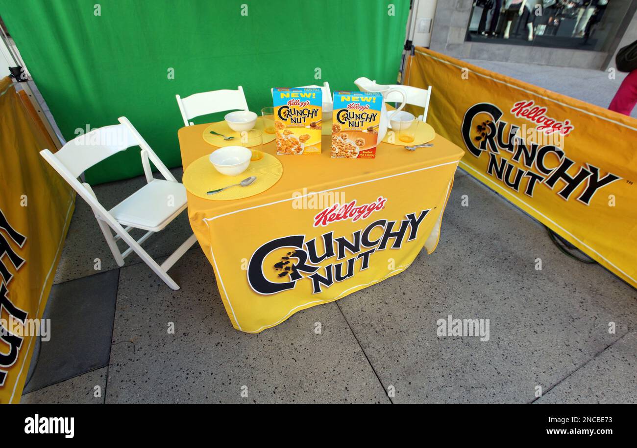A general view of atmosphere as Nick Cannon kicks off Kellogg's Crunchy