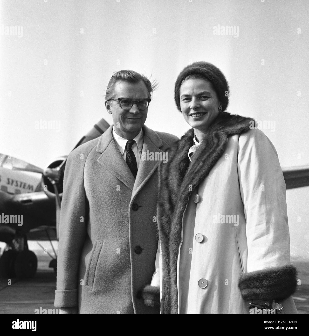 Swedish-Born screen actress Ingrid Bergman and her husband, Swedish ...