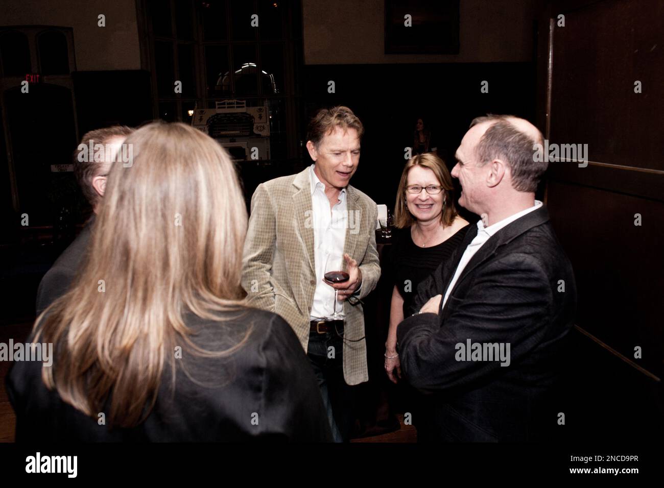 Bruce Greenwood (centre) and his wife Susan Devlin (right) talks with