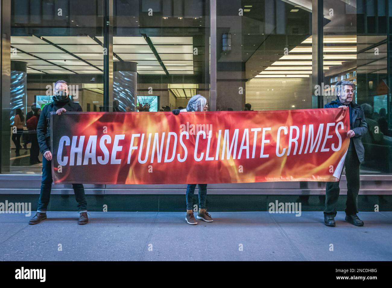 USA. 14th Feb, 2023. On Valentine's Day a coalition of environmental groups led by Third Act NYC, along with allies from XRNYC, Stop the Money Pipeline, Greenfaith, 350NYC, Rise And Resist and many other organizations, delivered a letter to JPMorgan Chase CEO Jamie Dimon demanding an immediate end to all new fossil-fuel investing, and that Chase redirect its investments to renewable sources of energy. That would be a true Valentine to the planet and its children. (Photo by Erik McGregor/Sipa USA) Credit: Sipa USA/Alamy Live News Stock Photo