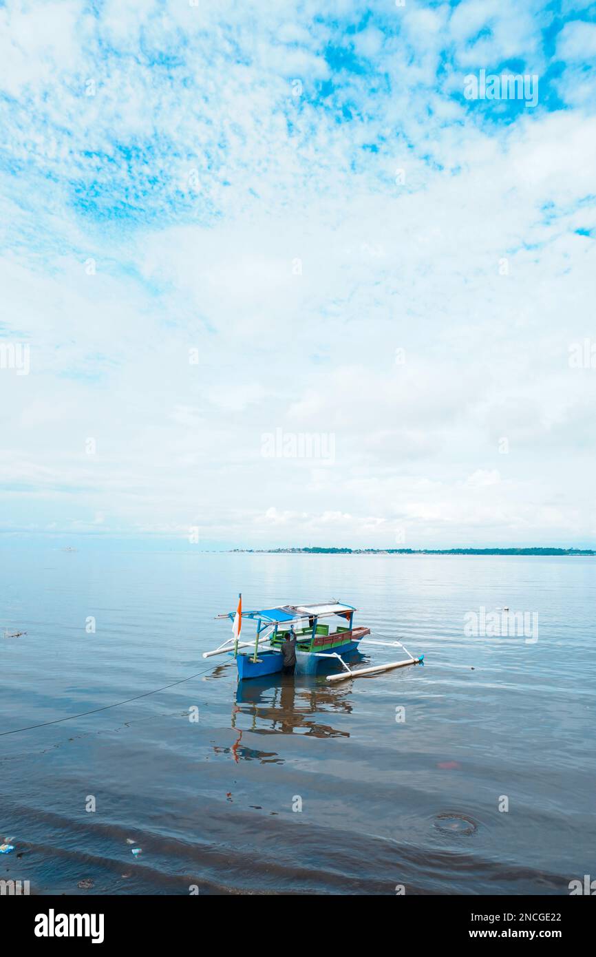 Ocean going sailing boat hi-res stock photography and images - Alamy