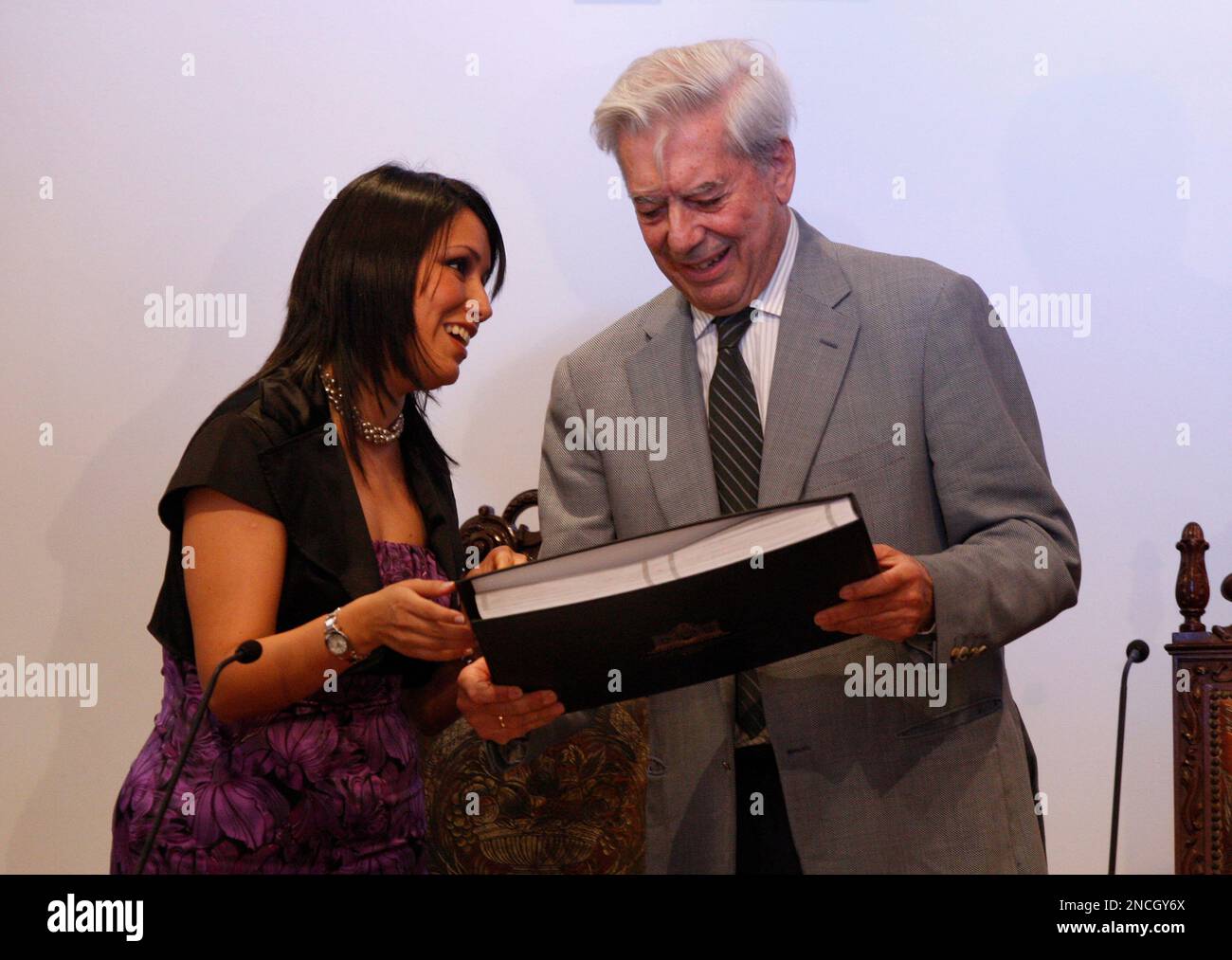 Karel Jaromír Erben (1811-1870) was the Czech equiv. of #BrothersGrimm  Illustrator: Artuš Scheiner #FolkloreThursday, image size:1300x1013