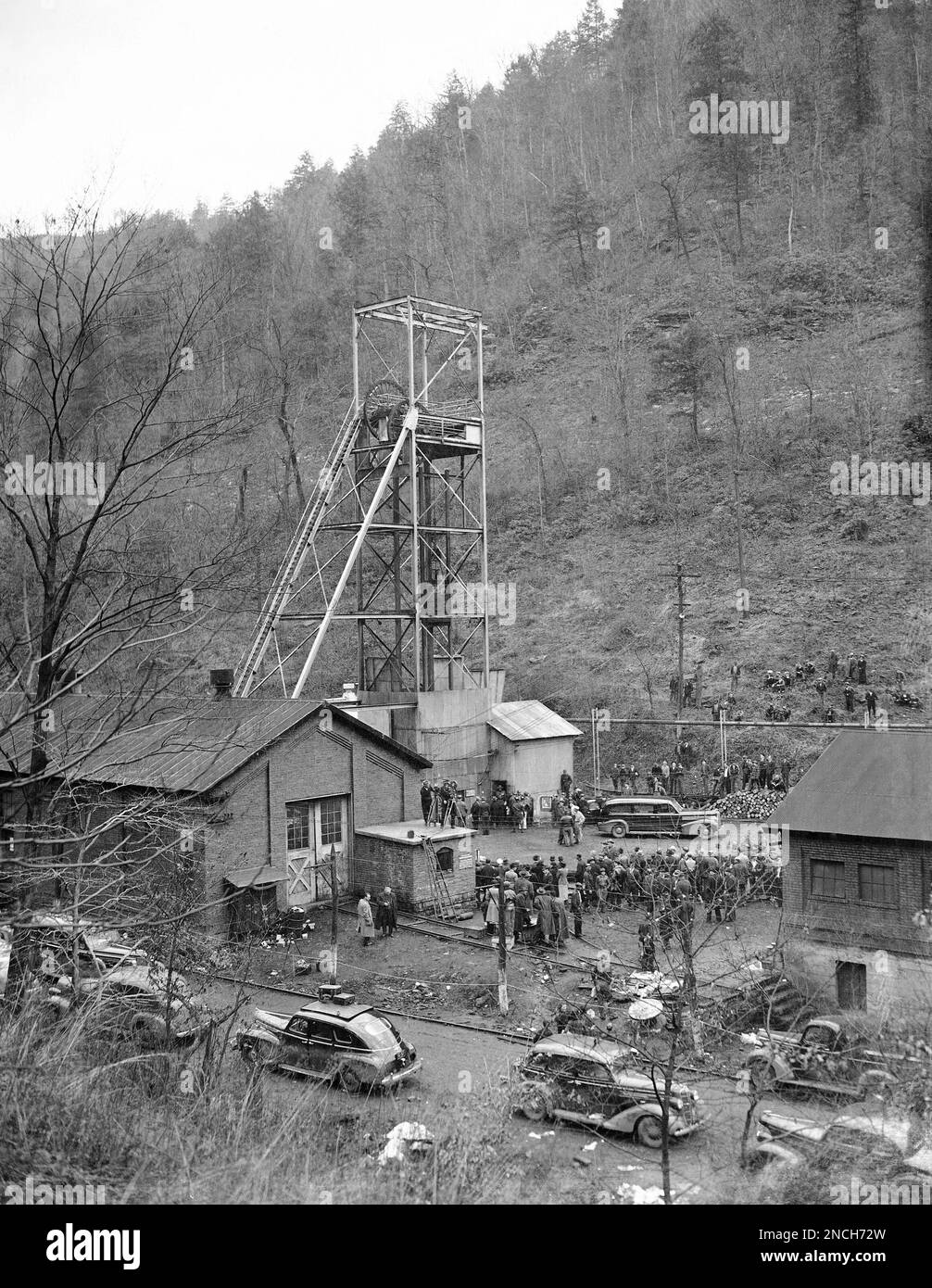 General scene at the Bartley, West Virginia mine when the first bodies