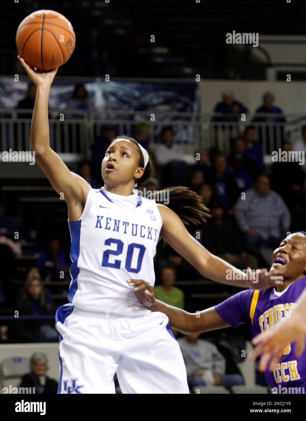Kentucky's Maegan Conwright, left, shoots in front of Tennessee Tech's