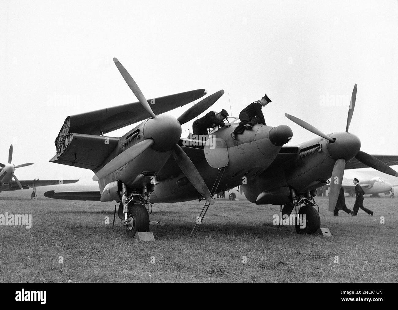 Merlin engine work hi-res stock photography and images - Alamy