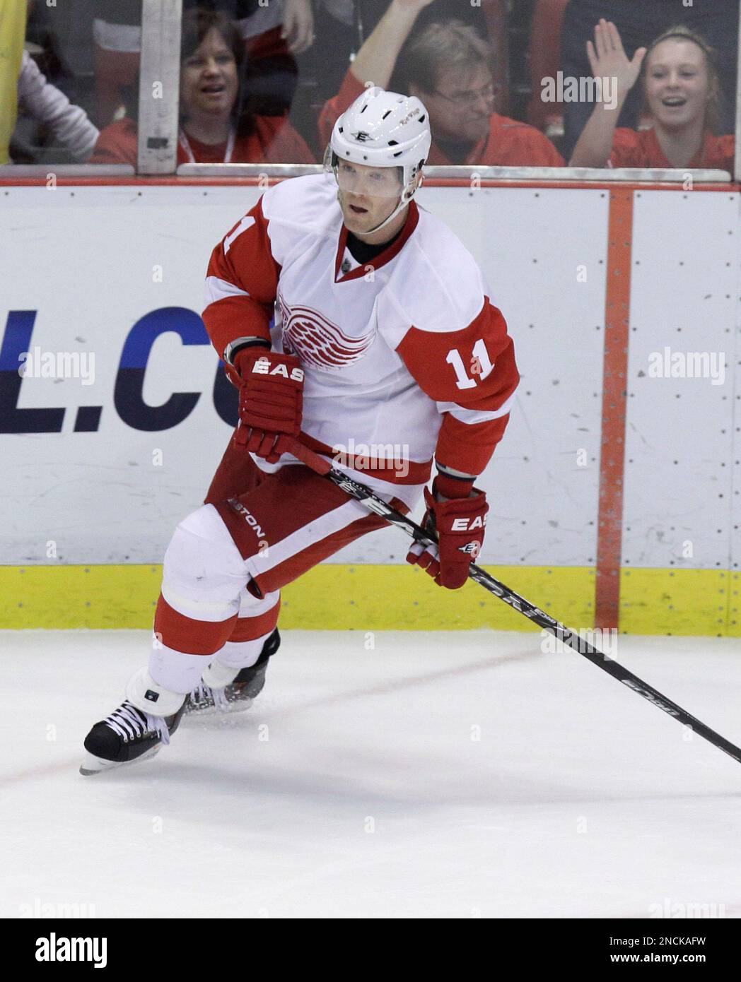 Detroit Red Wings winger Dan Cleary (11) skates during the third period ...