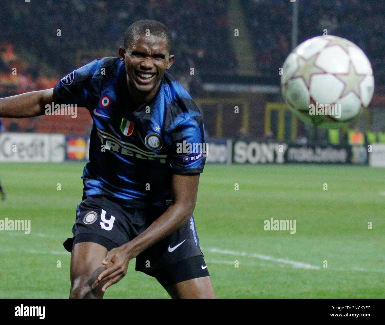 Inter Milan forward Samuel Eto'o, of Cameroon, reacts after missing a ...