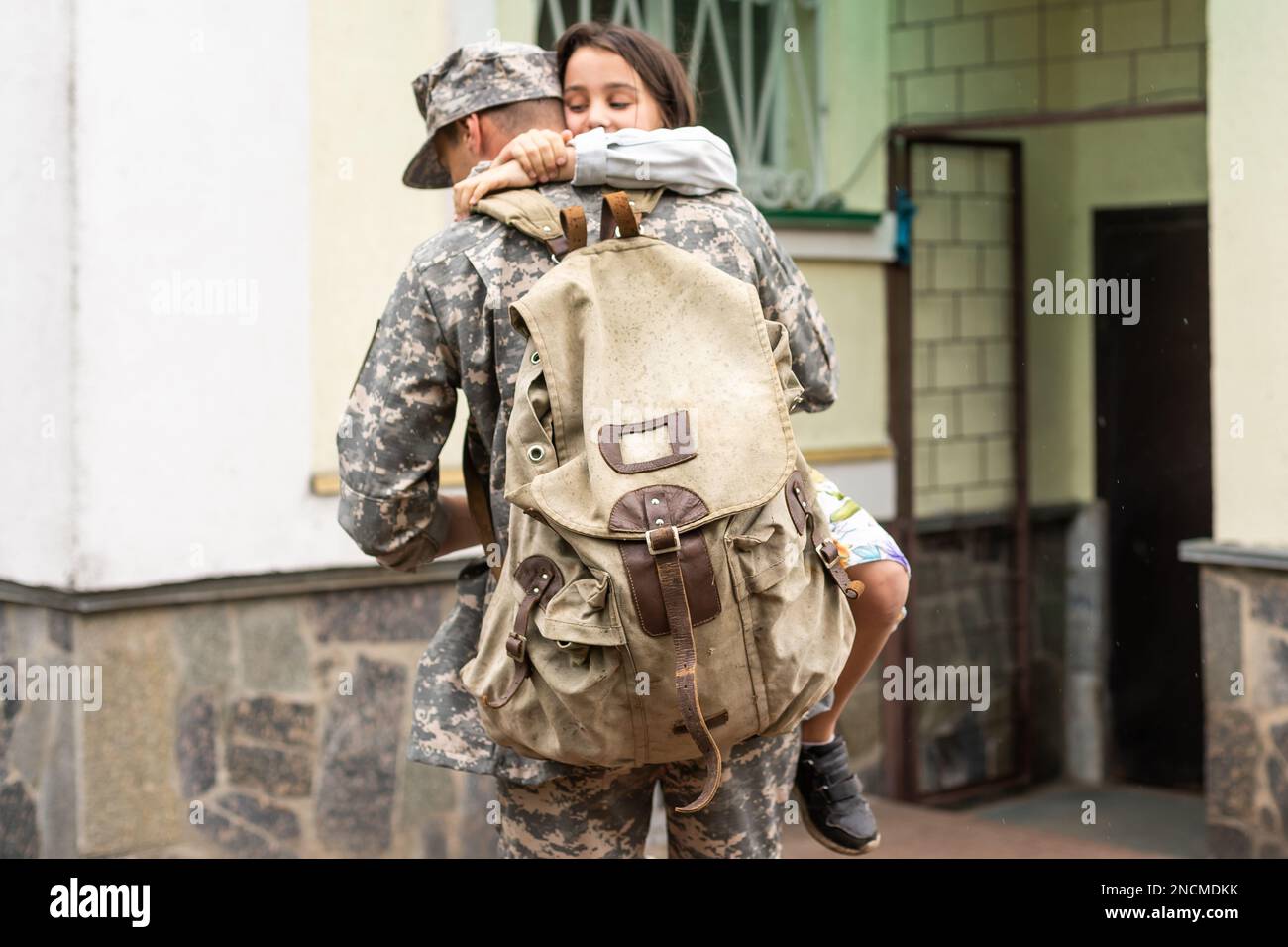 Happy little girl having fun with her military father Stock Photo - Alamy
